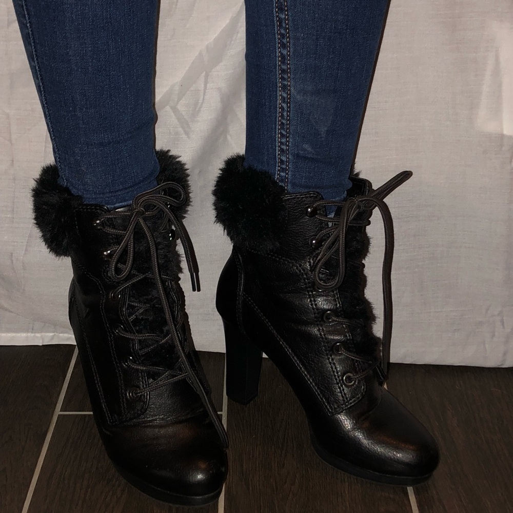 A.n.a fur trimmed heel booties